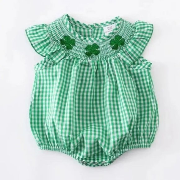 Boutique St Patrick's Day Baby Girls Smocked Shamrock Bubble Romper Jumpsuit - Picture 1 of 4